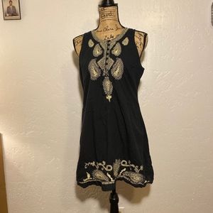 Cute Options embroidered dress, size large